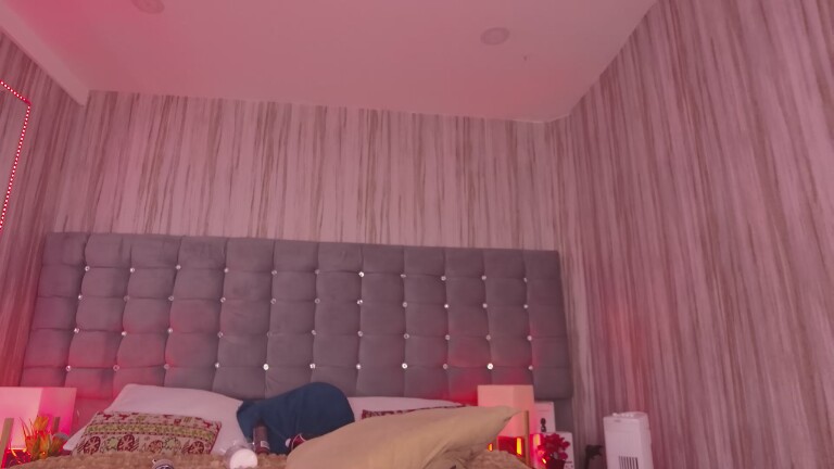 Pocahontasfg's Streamate show and profile