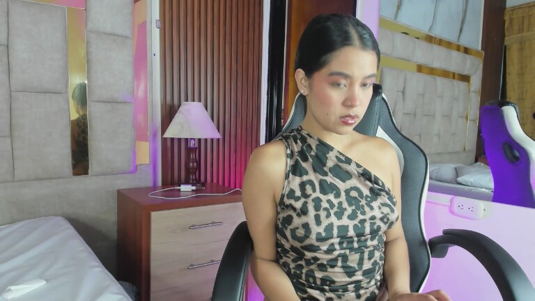 SophiaRouses's Streamate show and profile