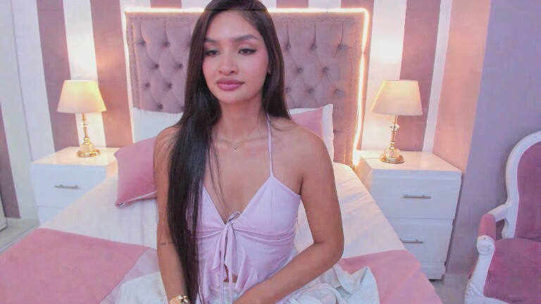 AuraClark's Streamate show and profile