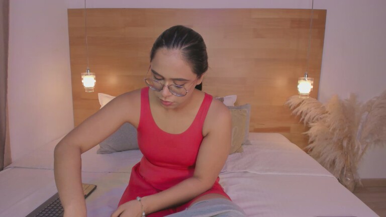 Anniee_Gray's Streamate show and profile