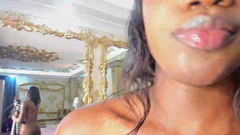 LunaRosel's Streamate show and profile