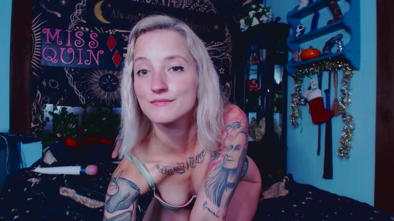 MissQuinCam's Streamate show and profile
