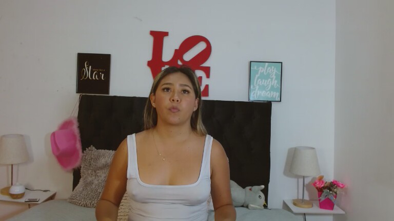 ChristinWeet's Streamate show and profile