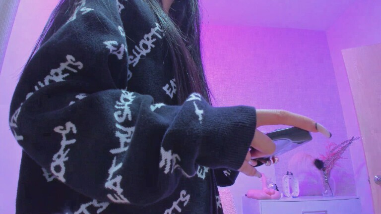 OliviaPagani's Streamate show and profile