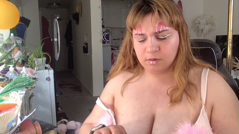 Bustyprincessleila's Streamate show and profile