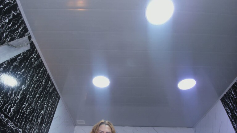 Ladyy_Scarlett's Streamate show and profile