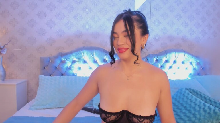 MayaWiills's Streamate show and profile