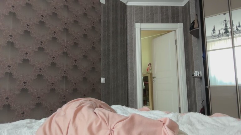 LilyDevelin's Streamate show and profile