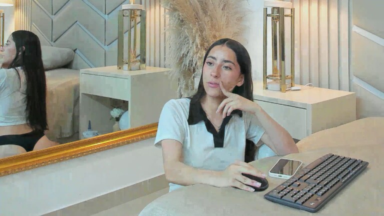 HayleyParker's Streamate show and profile