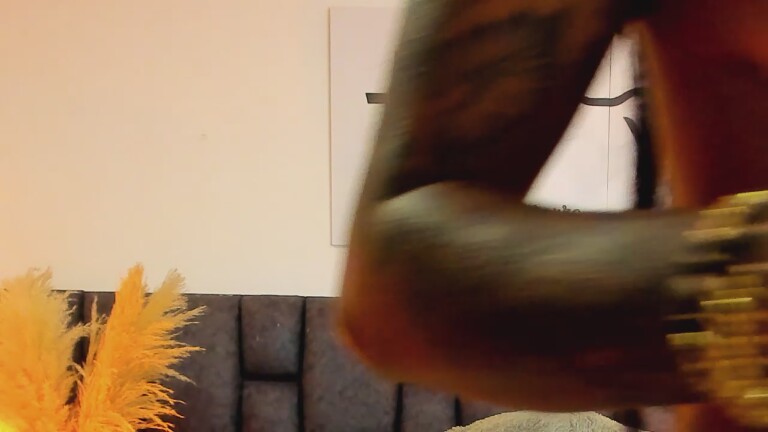 MelanieDuque's Streamate show and profile