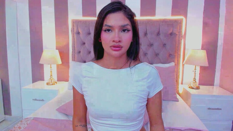 AuraClark's Streamate show and profile