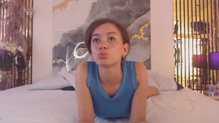 MiticaBrenner's Streamate show and profile