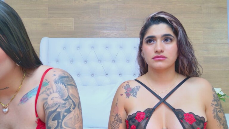 MaraAndSaray's Streamate show and profile