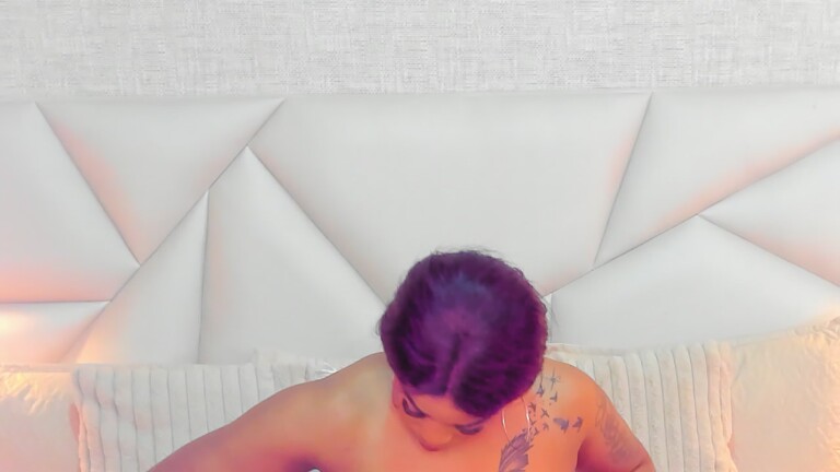 TyraaLambert's Streamate show and profile