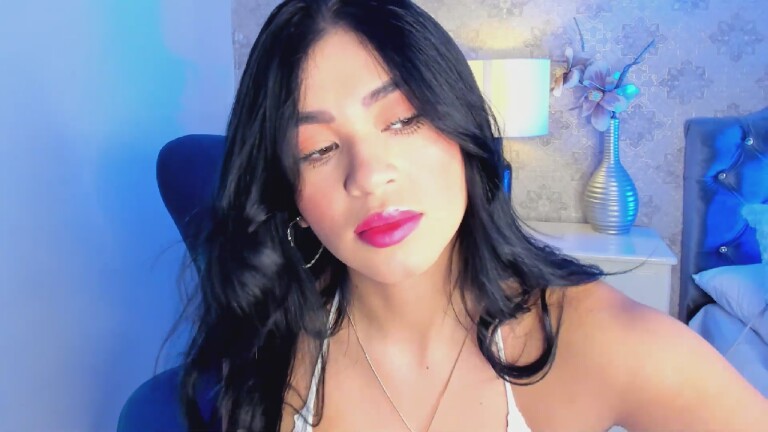 MayaWiills's Streamate show and profile