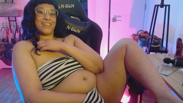 ohmycharlotte's Streamate show and profile