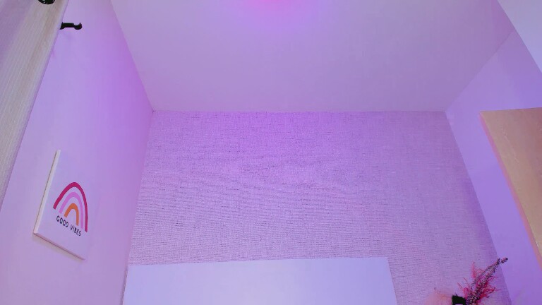 OliviaPagani's Streamate show and profile