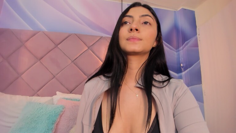 ViolletaRosse's Streamate show and profile