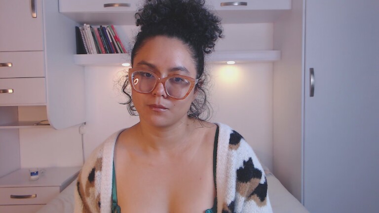 MartinaRuis's Streamate show and profile