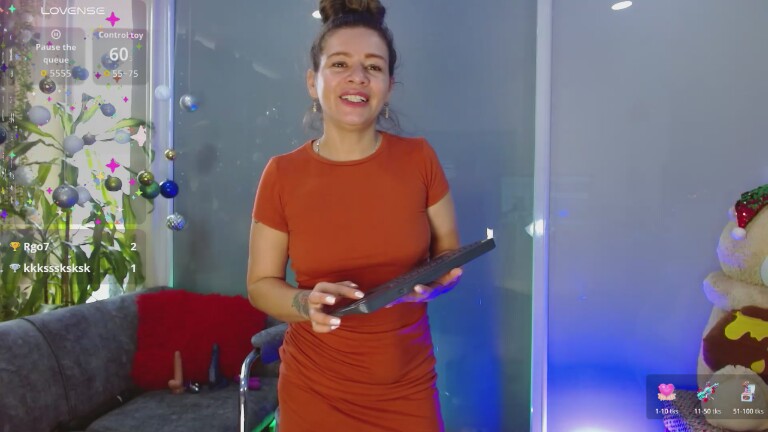 Oriana_thomson's Streamate show and profile