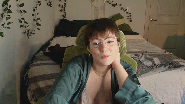 natiwithaphati's Streamate show and profile