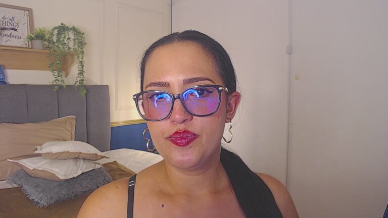 Selena_noir's Streamate show and profile