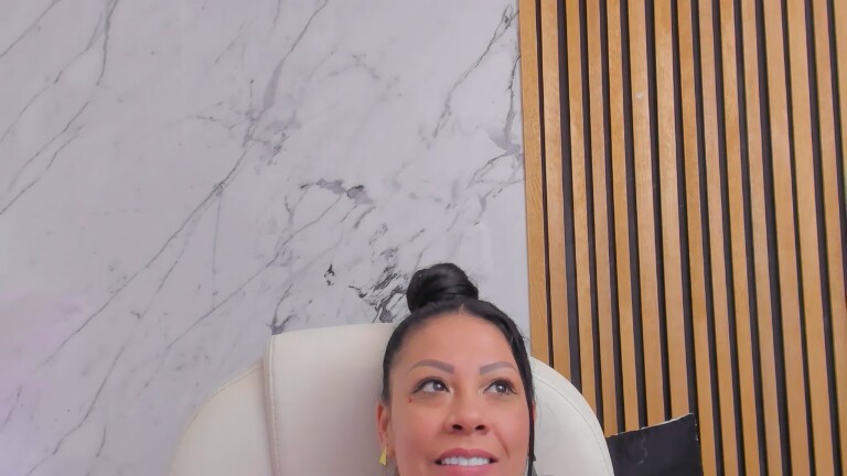 ViolettaThonsomS's Streamate show and profile