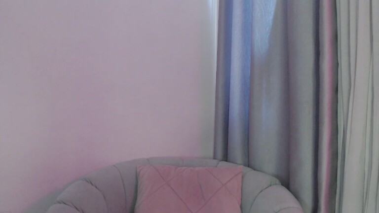 Oriana_xcx's Streamate show and profile