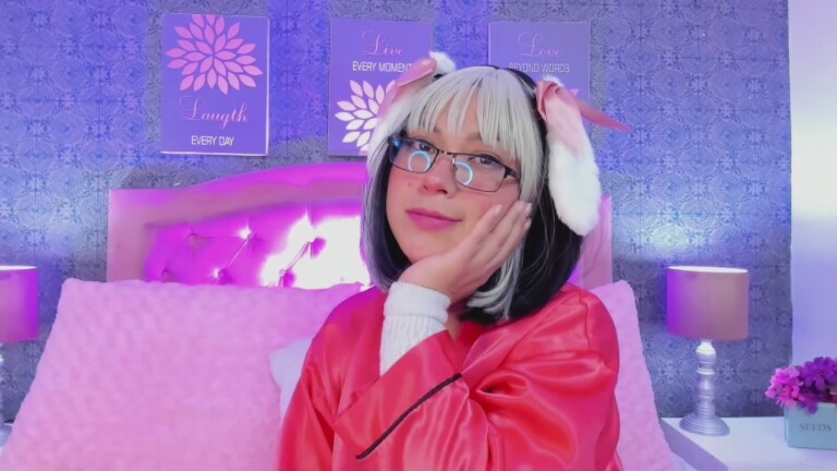 MierukoTsuki's Streamate show and profile