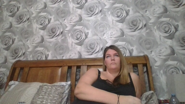 BabyCakesUK's Streamate show and profile