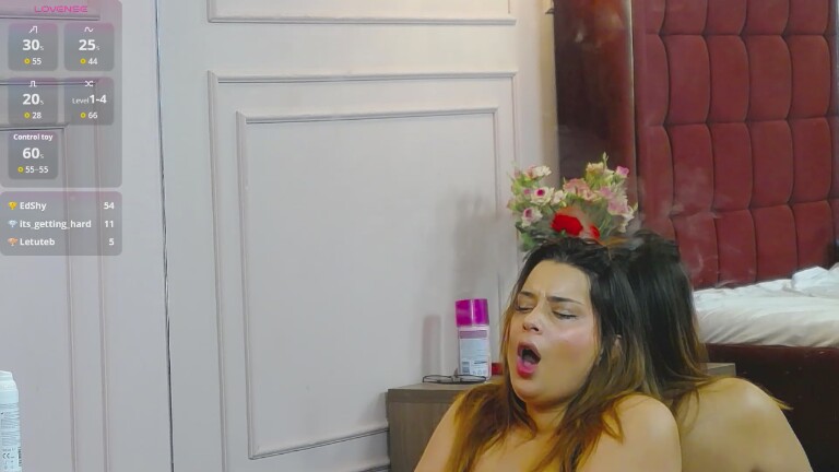 KellyBliss's Streamate show and profile